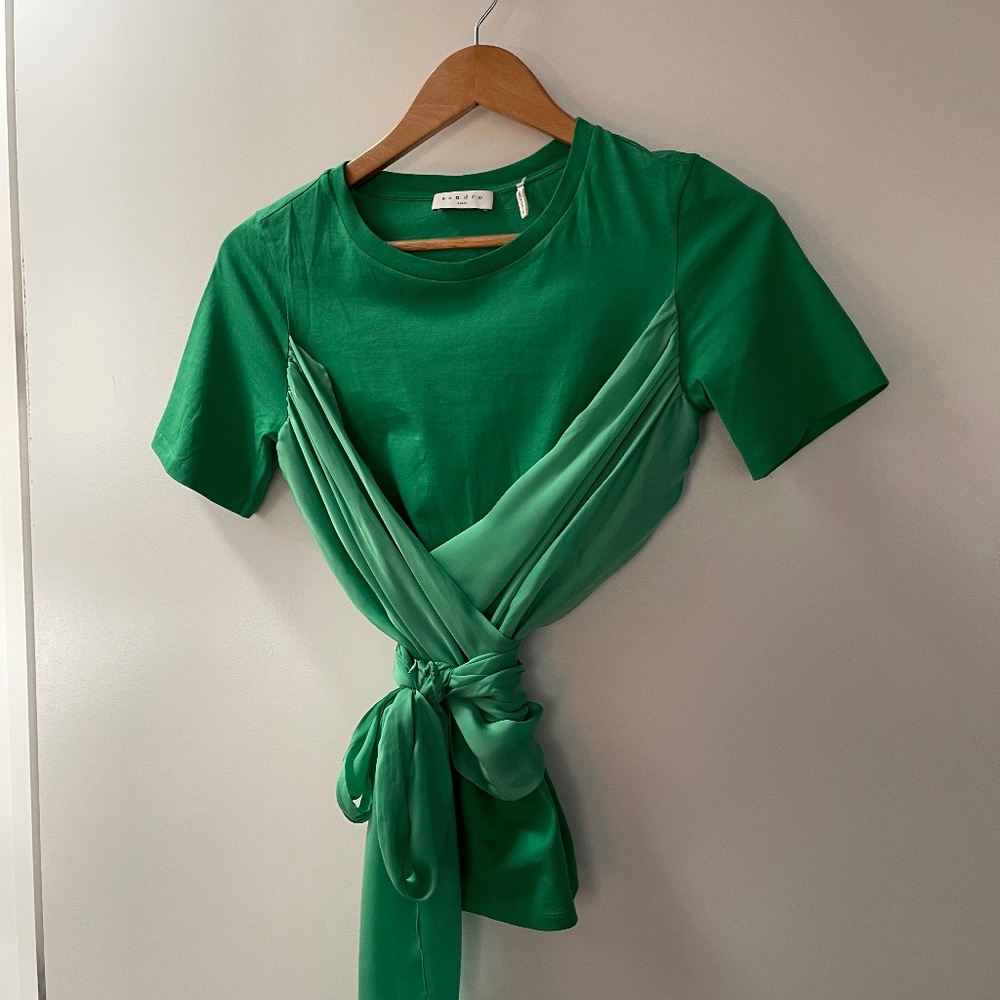Sandro t-shirt witH silk wrap